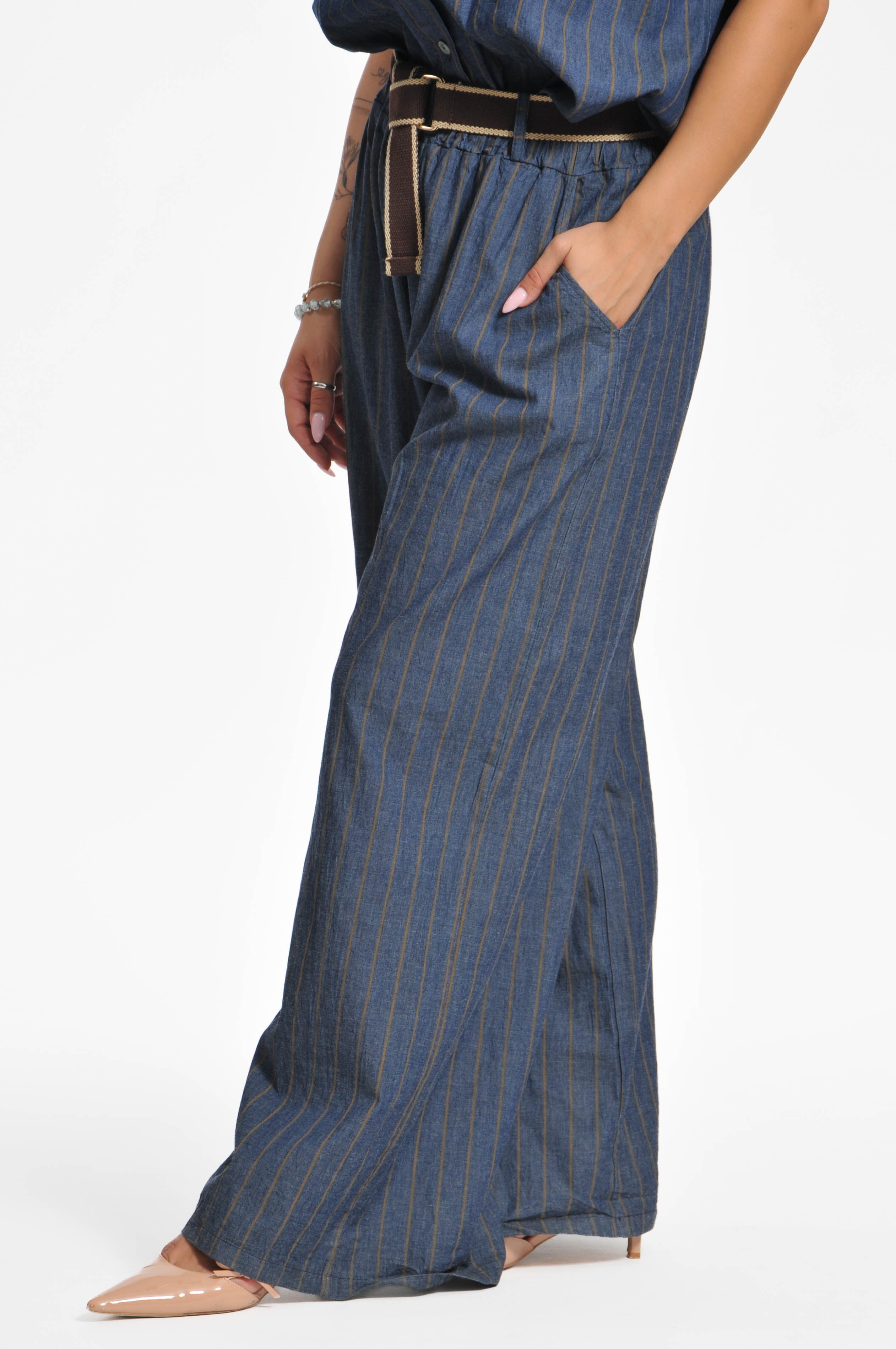 Pantalone James