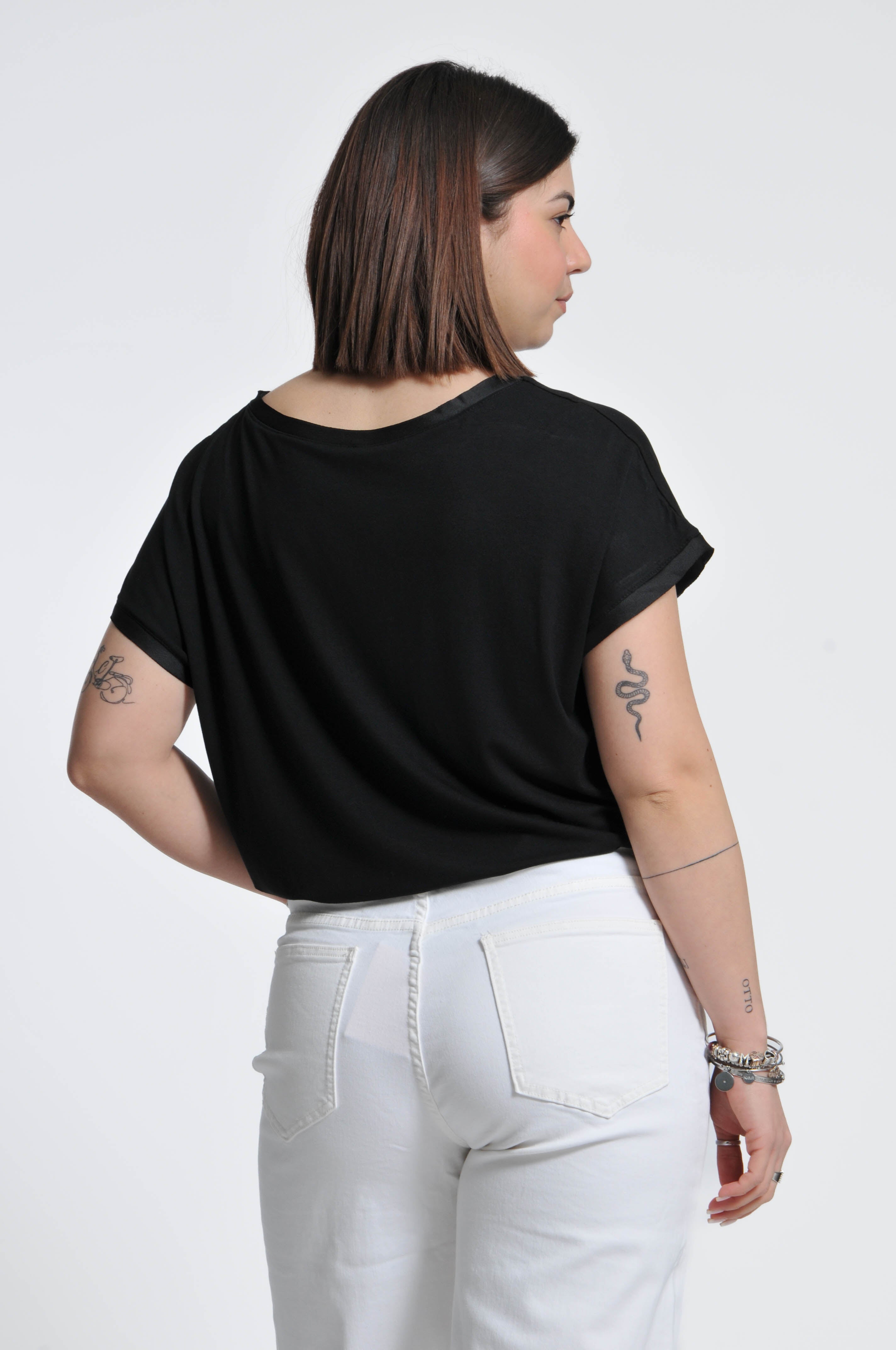 T-shirt Betty Manica Corta