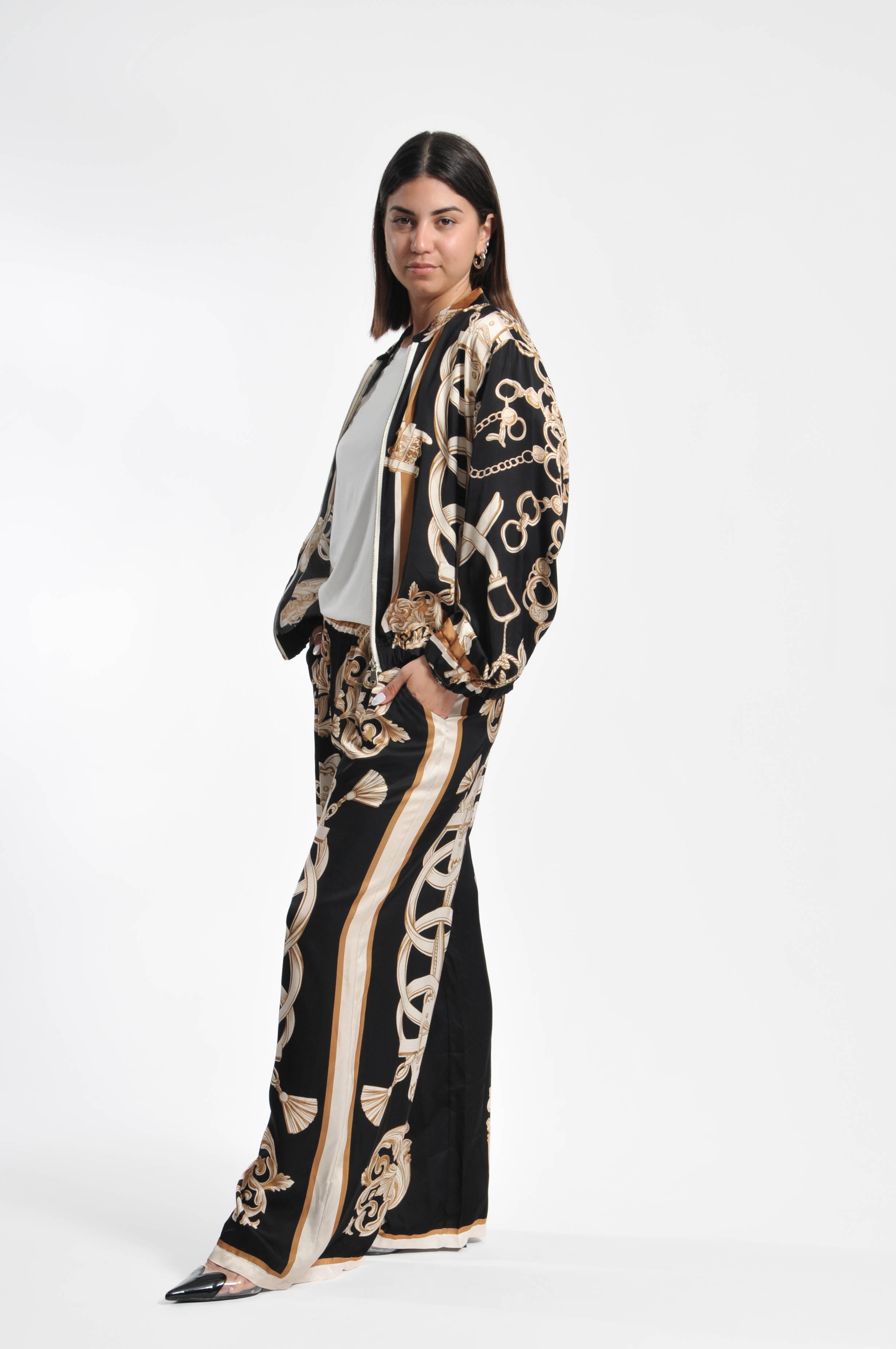 Bomber Versailles