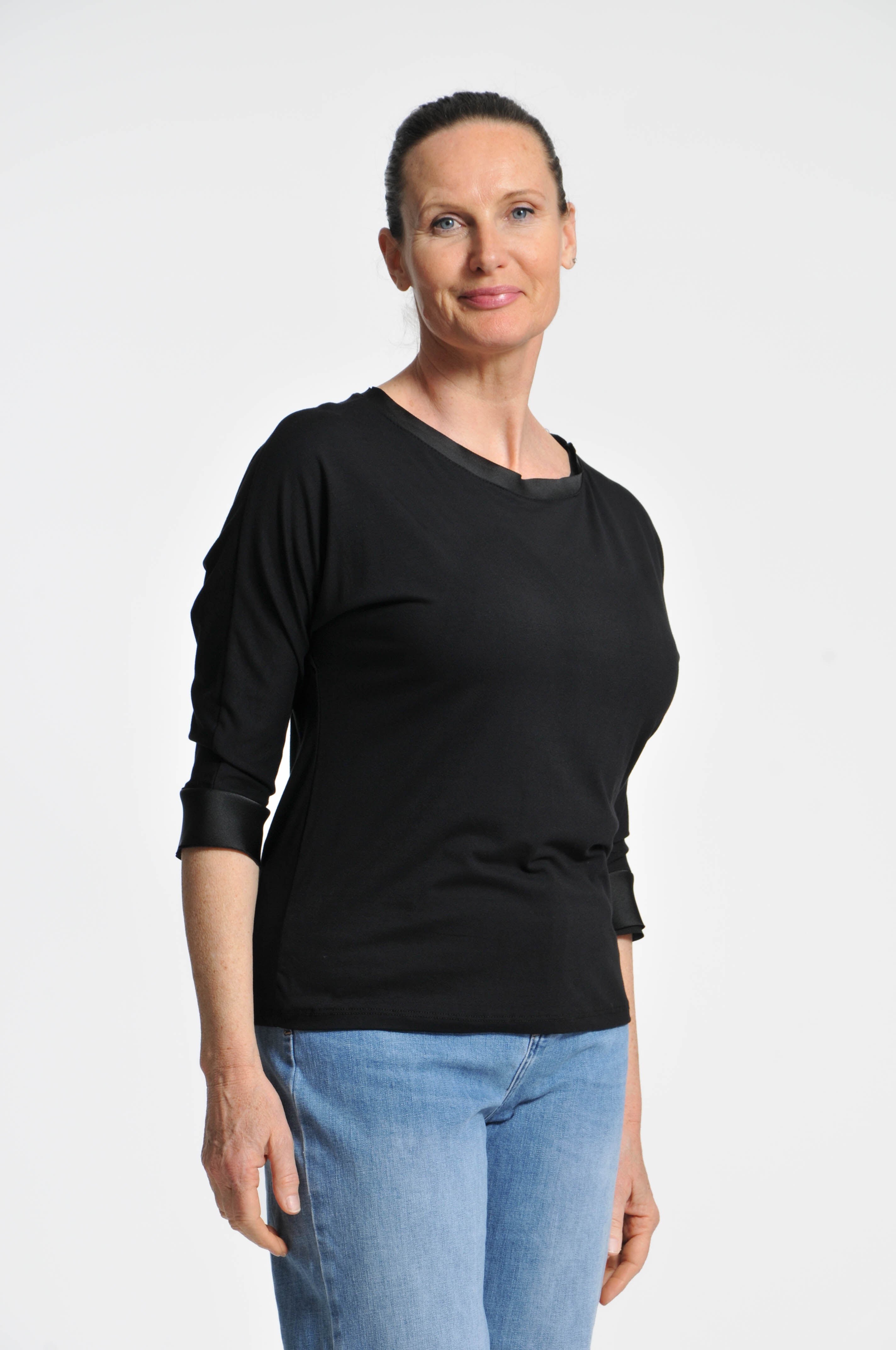 T-shirt Betty Manica Lunga