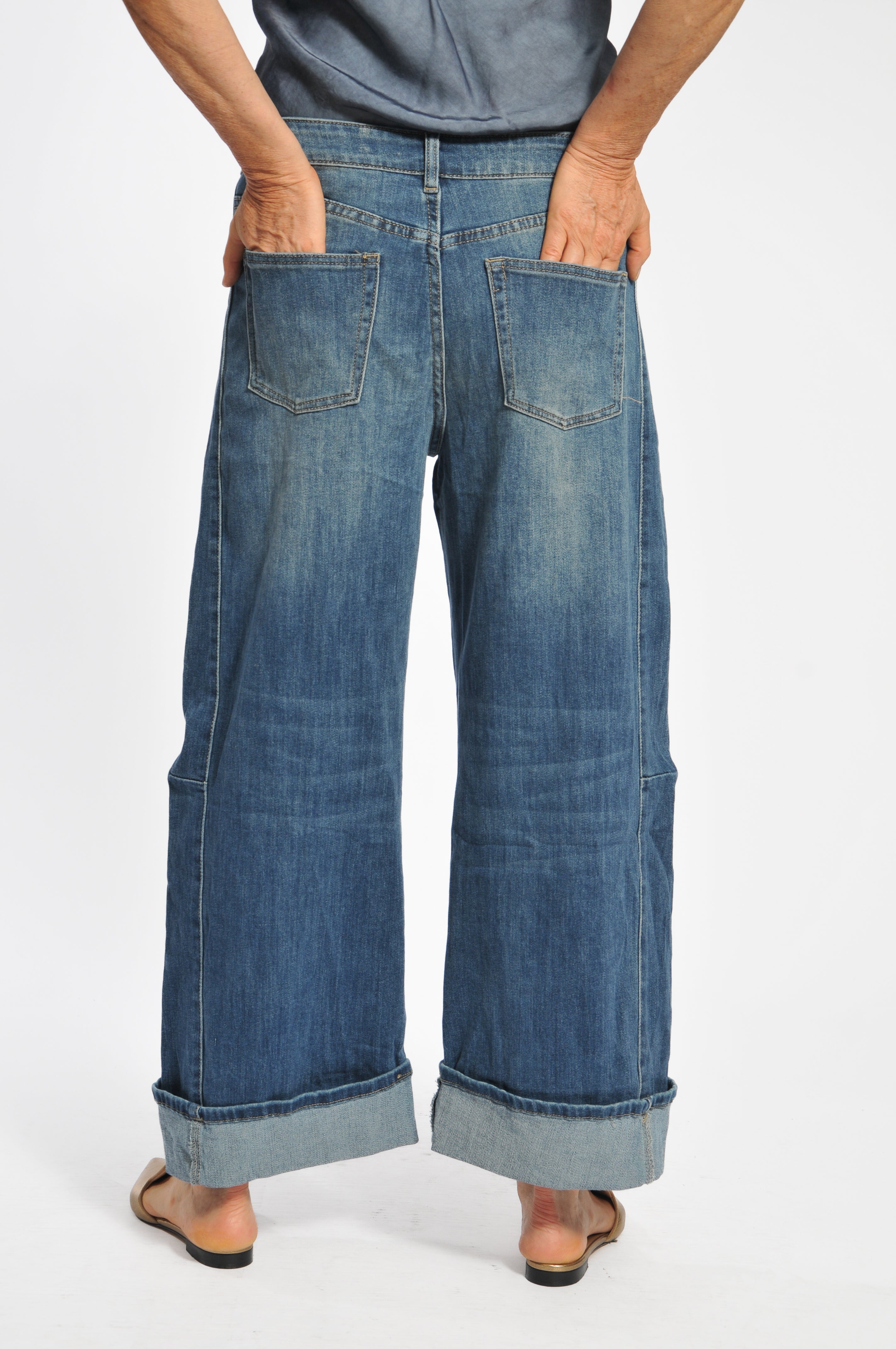 Jeans Street