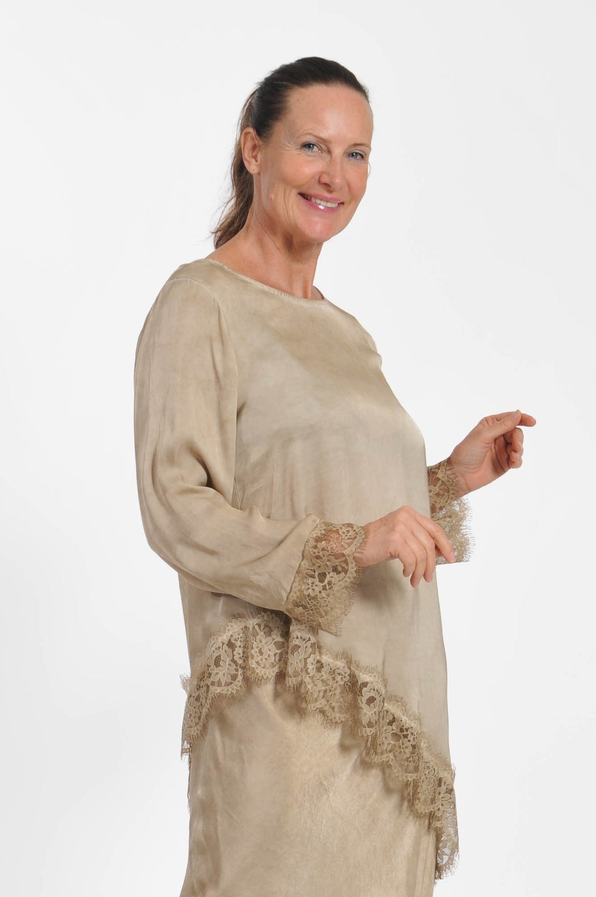 T-shirt Ocean Pizzo Asimmetrica Manica Lunga