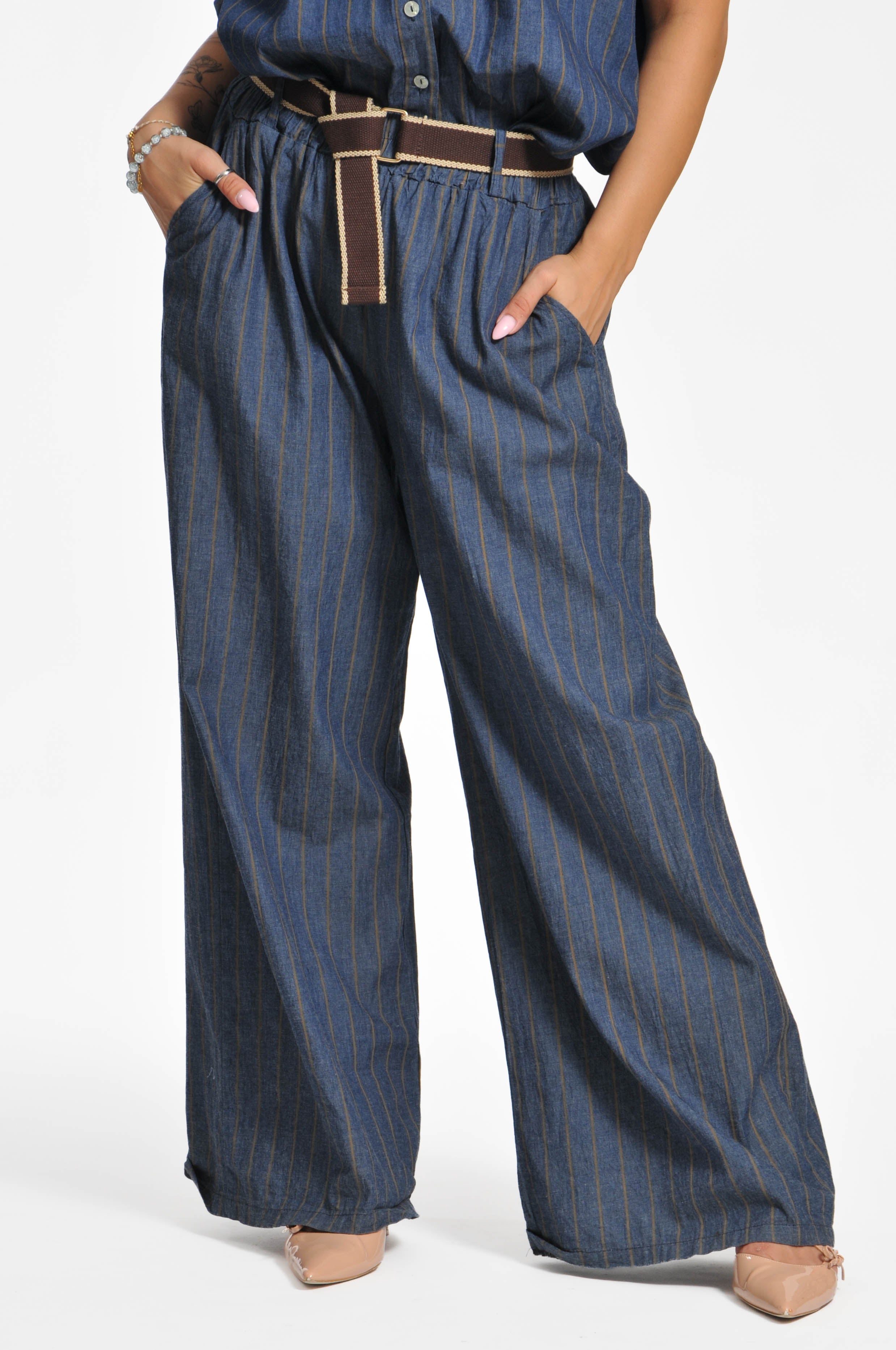Pantalone James