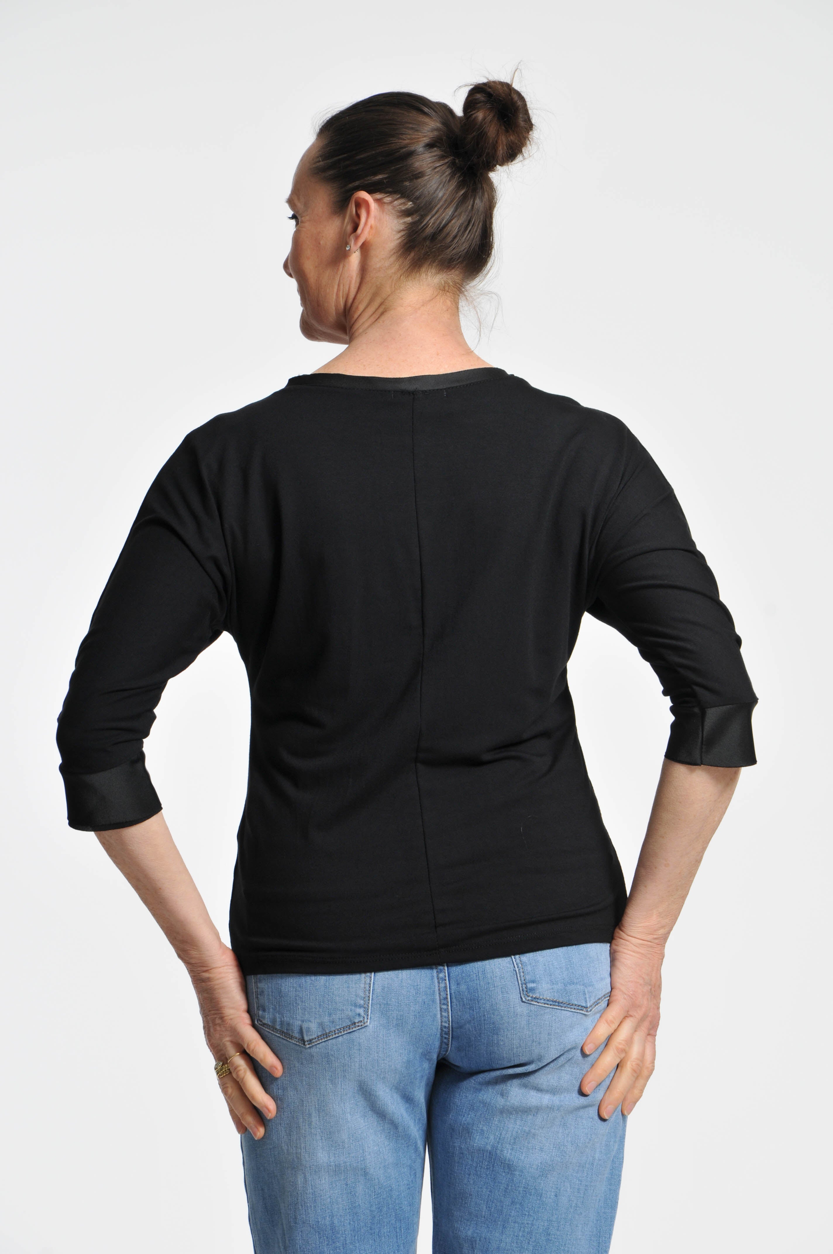 T-shirt Betty Manica Lunga